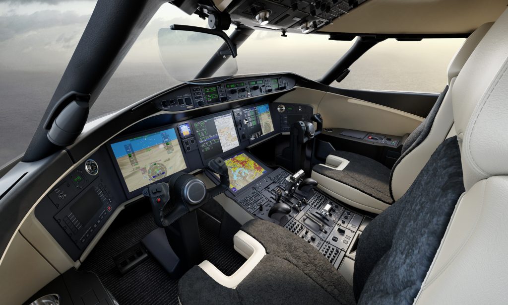 Bombardier Global 6500 cockpit